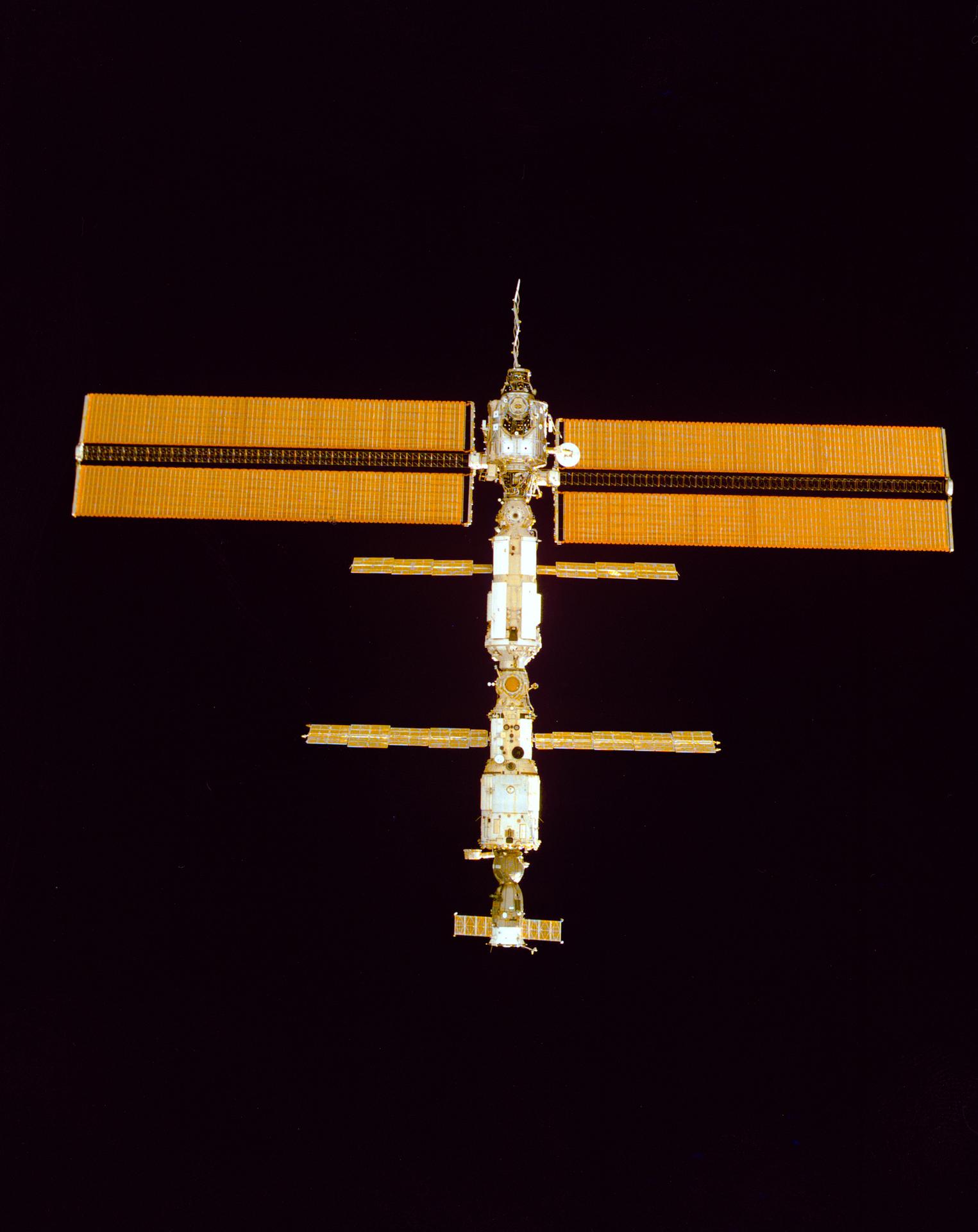 “Six mysterious Russian satellites launched earlier this year have been creeping towards a observation space craft used by Ukraine.” Time to get real about the Space domain! ⬇️